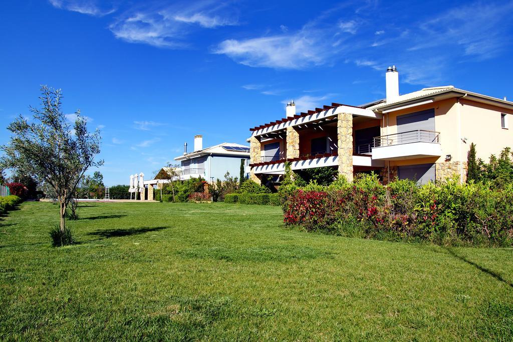 Aparthotel Cavos Fokidos Chiliadou  Exterior foto